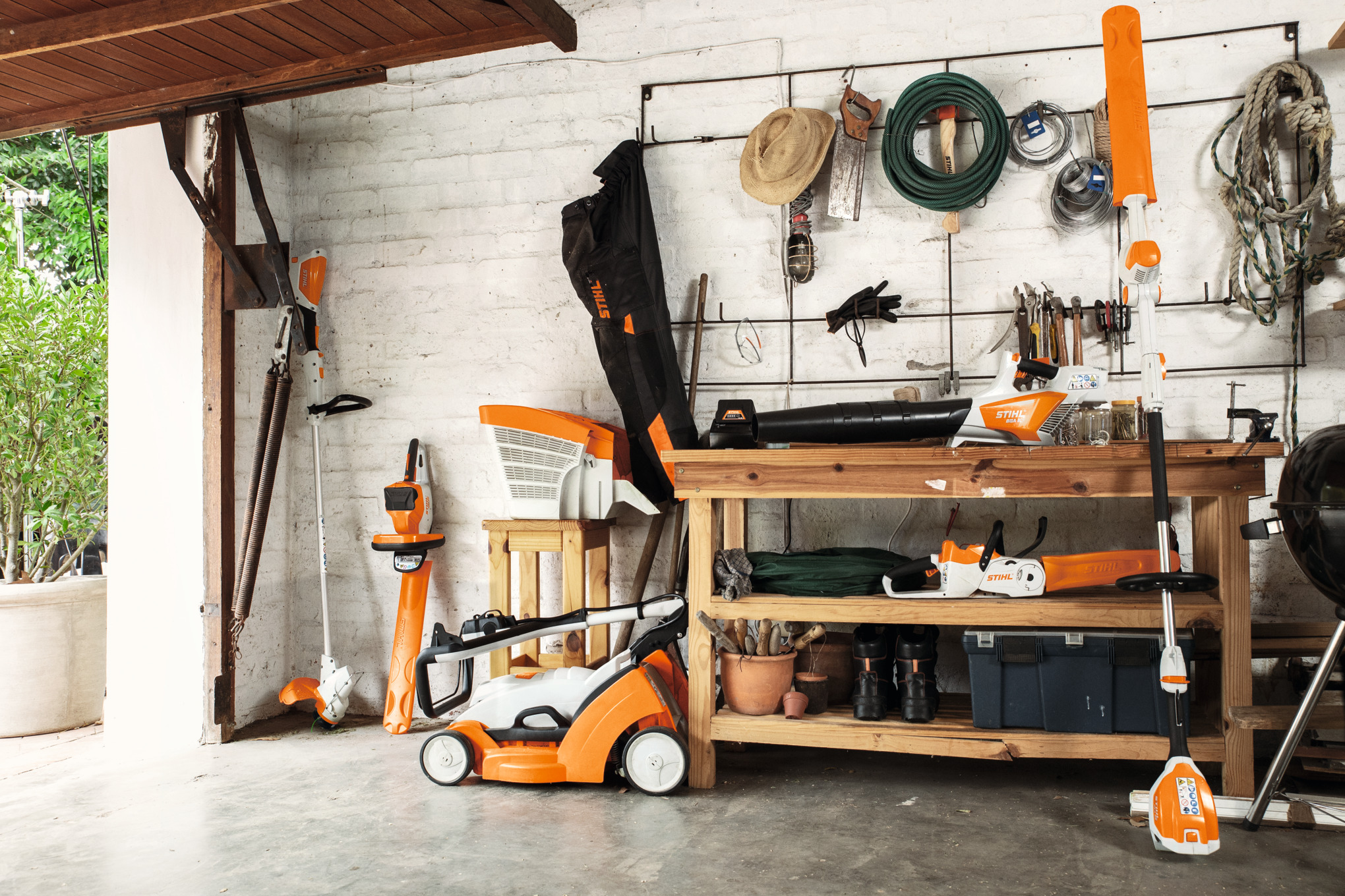 ★1000円スタート売切り！★スチール 草刈機 FS2603★STIHL★刈払機★混合★農業★肩掛け★中古★T455 岐阜発☆スチール STIHL 刈払機 FS2603 エンジン 草刈機☆ジャンク