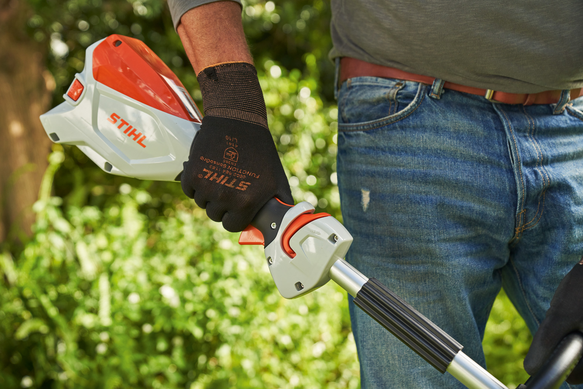 の 人気アイテムランキング STIHL刈払機を始動する | STIHL その他